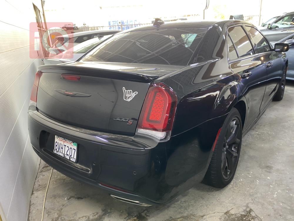 Chrysler 300